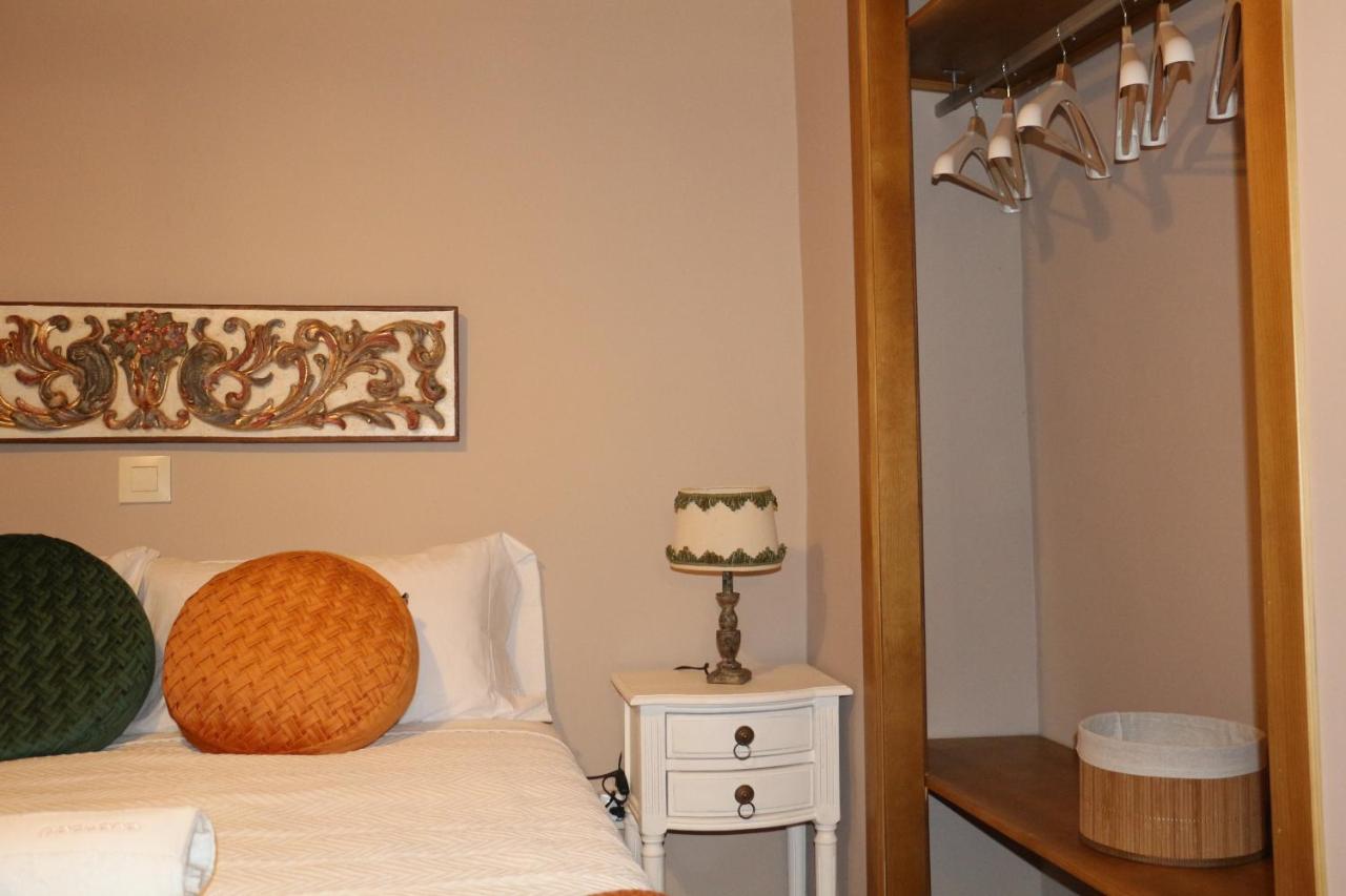 Apartamentos Coliseo Толедо Екстер'єр фото