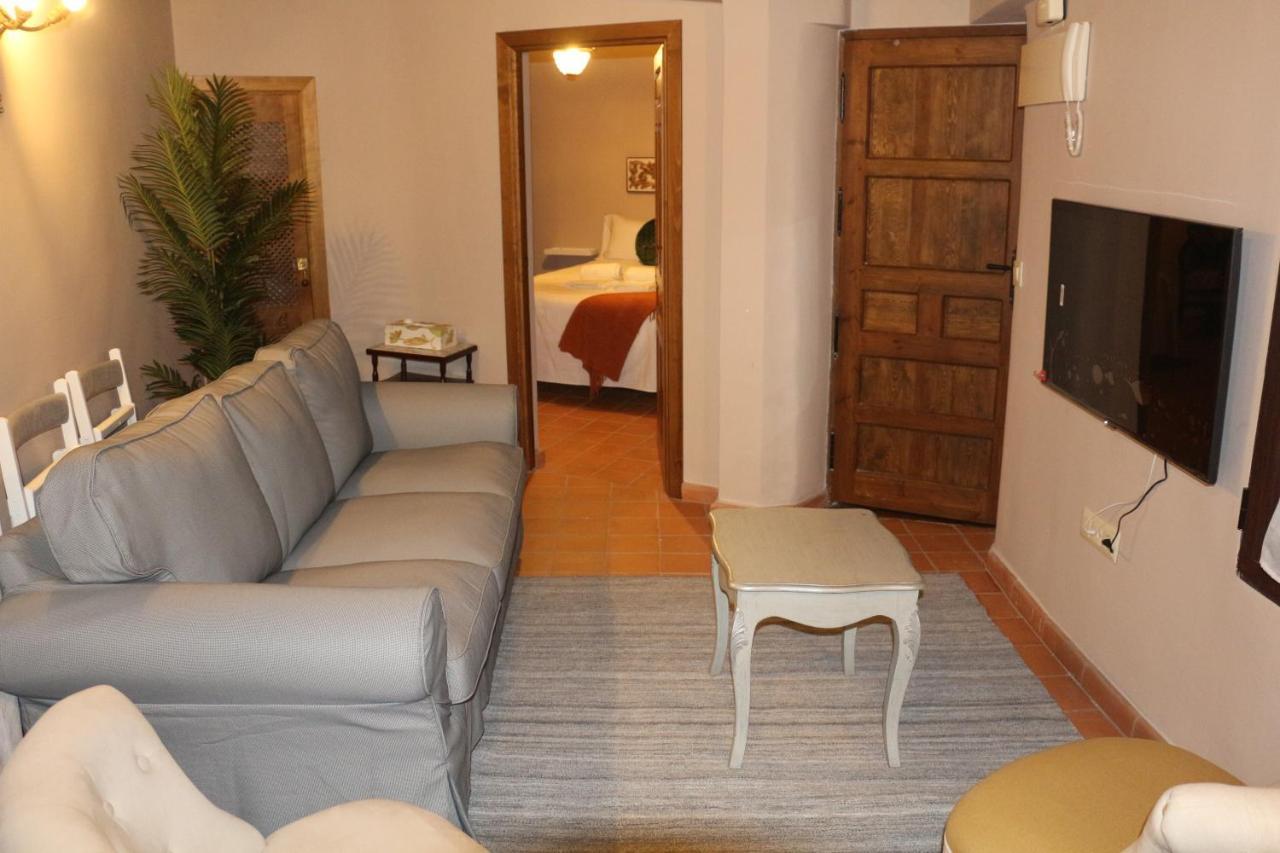 Apartamentos Coliseo Толедо Екстер'єр фото