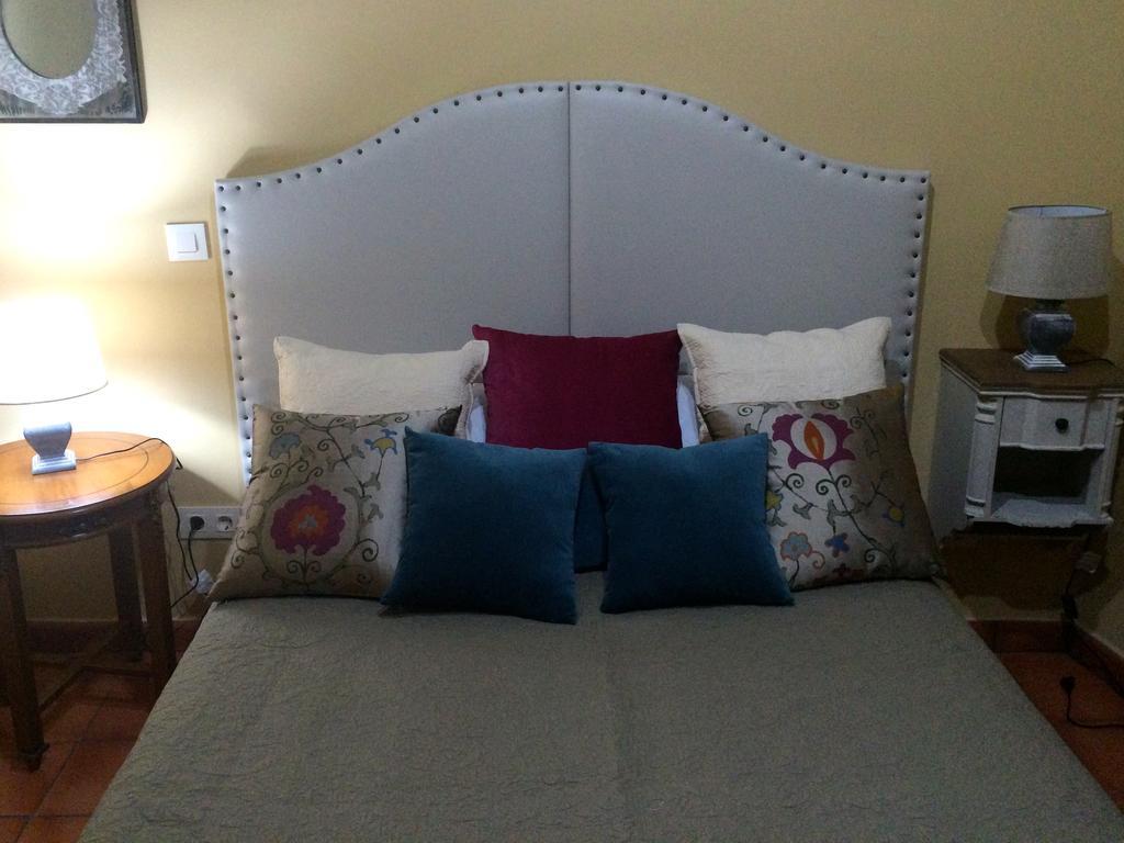 Apartamentos Coliseo Толедо Екстер'єр фото