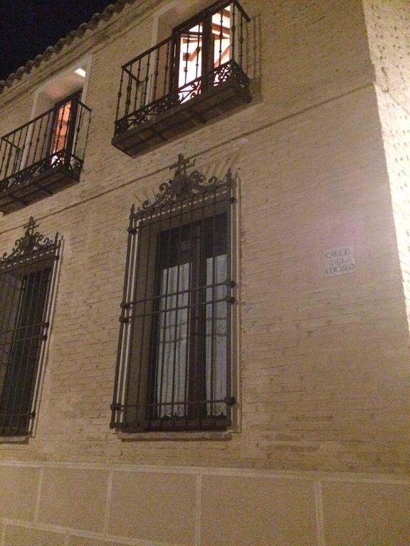 Apartamentos Coliseo Толедо Екстер'єр фото