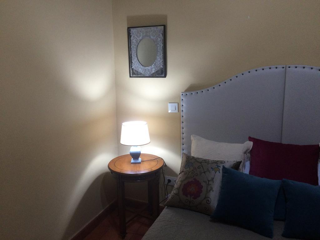 Apartamentos Coliseo Толедо Екстер'єр фото